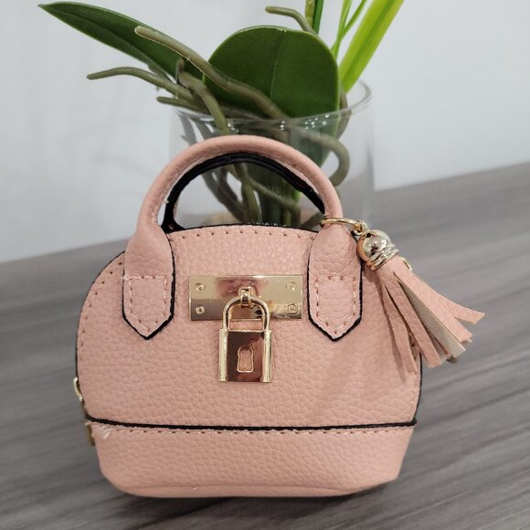 Cute Mini Pink Faux Leather Coin Purse Bag Keychain for money/lipstick/earpods - Picture 3 of 6